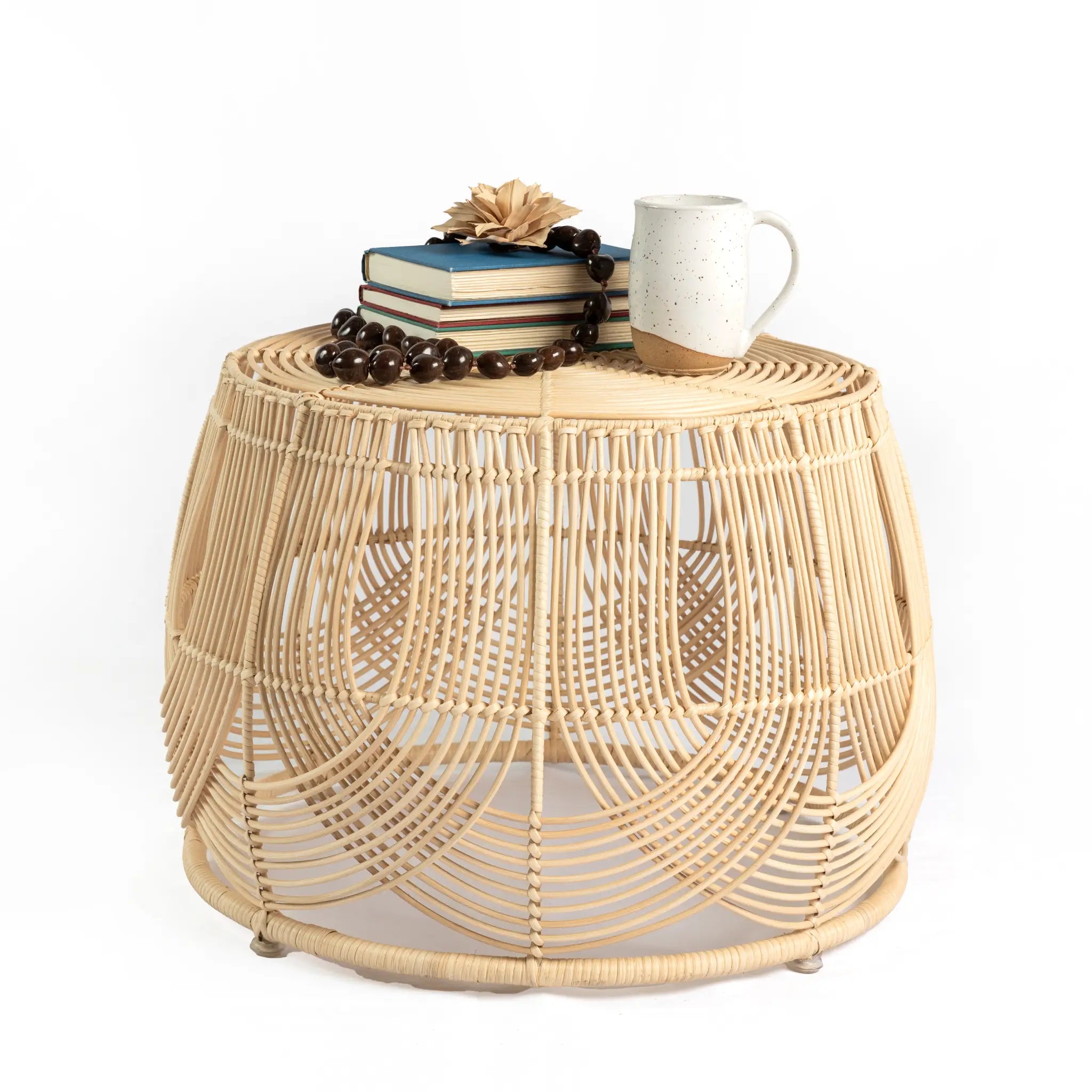 SOMME Rattan Table